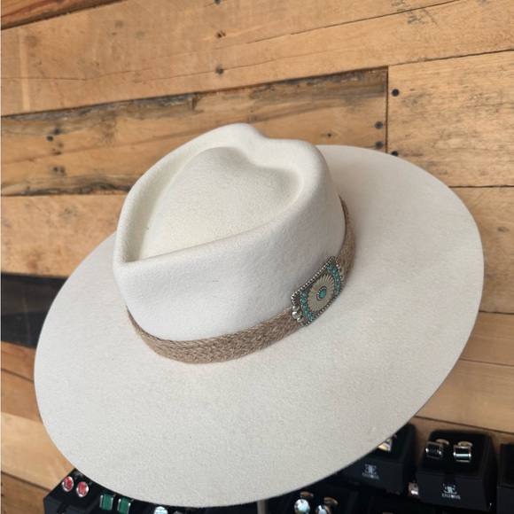 Other - Elegant White Charlie, One horse Hat with Decorative Band